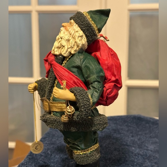 Clothtique Santa “Possible Dreams” figure in lovely green suit. - Picture 2 of 10